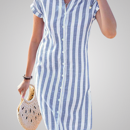 Coastal Breeze – Blåstripet sommerkjole med knapper